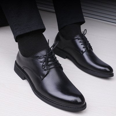 Men's Sleek Black Pointed Toe Shoes