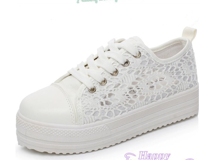 Lightweight and comfortable women's lace up shoes