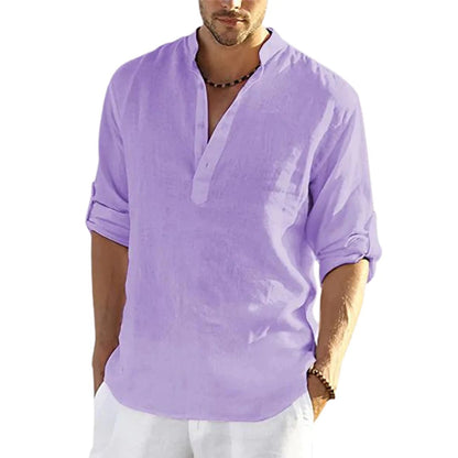 Men's casual shirt with buttoned placket