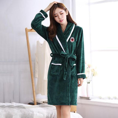 Elegant Winter Flannel Robe for Couples - Soft and Cosy Sleepwear