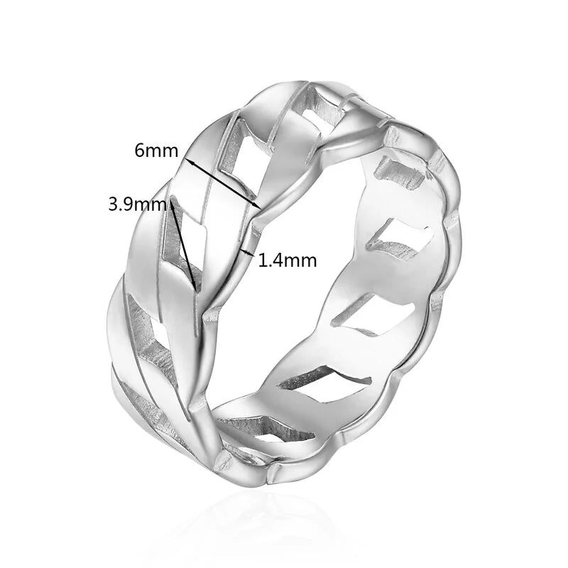 Cassie Ring versatile style