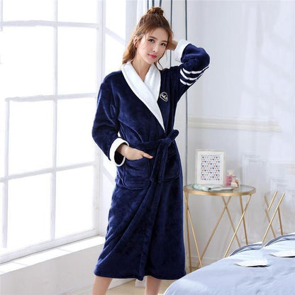 Elegant Winter Flannel Robe for Couples - Soft and Cosy Sleepwear