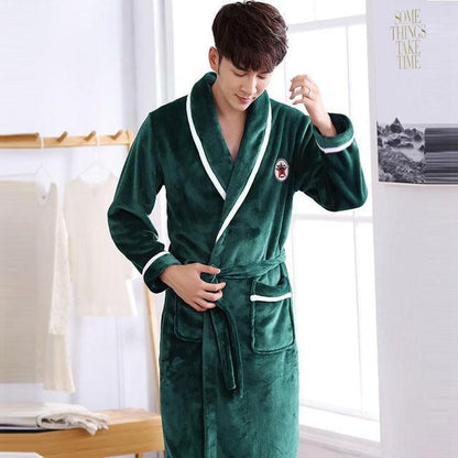 Elegant Winter Flannel Robe for Couples - Soft and Cosy Sleepwear