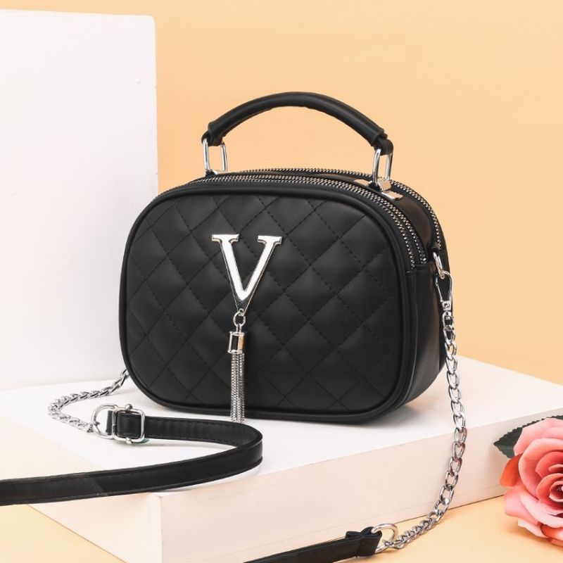 One-Shoulder Large Capacity Handbag Black Front V Background White/Apricot