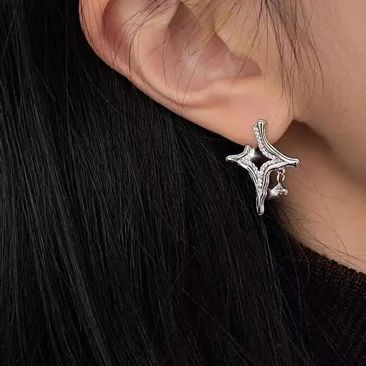 Asterism Rhinestone Earrings - Star-shaped asymmetrical design
