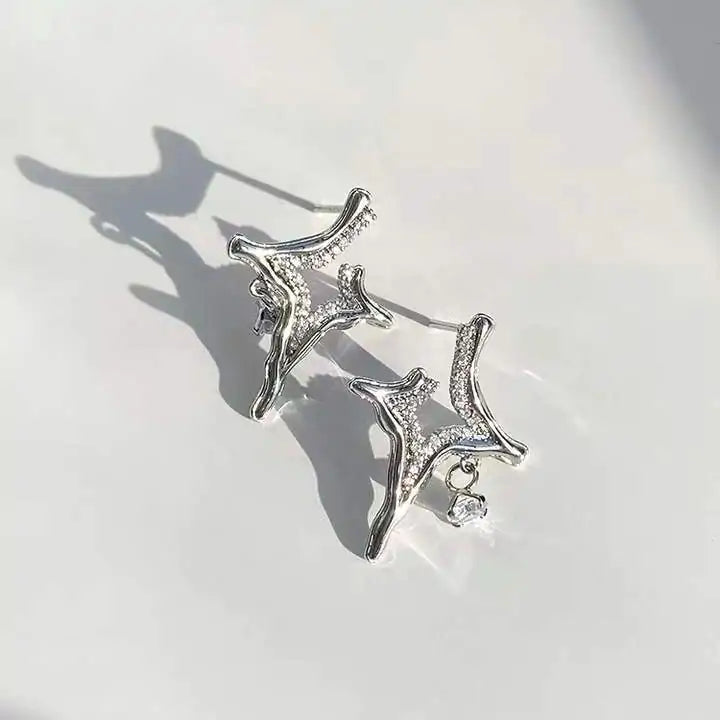 Elegant Asterism Rhinestone Earrings in silver